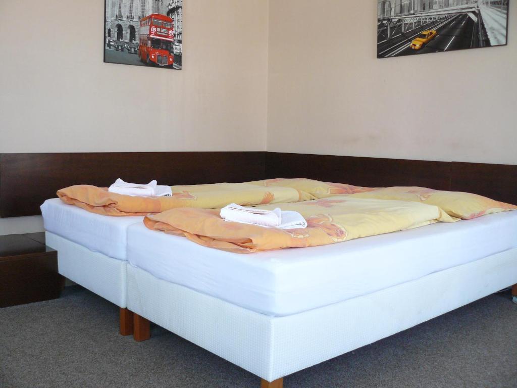 Hotel Bila Ruze Μπρνο Εξωτερικό φωτογραφία